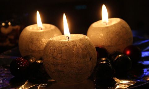 candle-771106_960_720