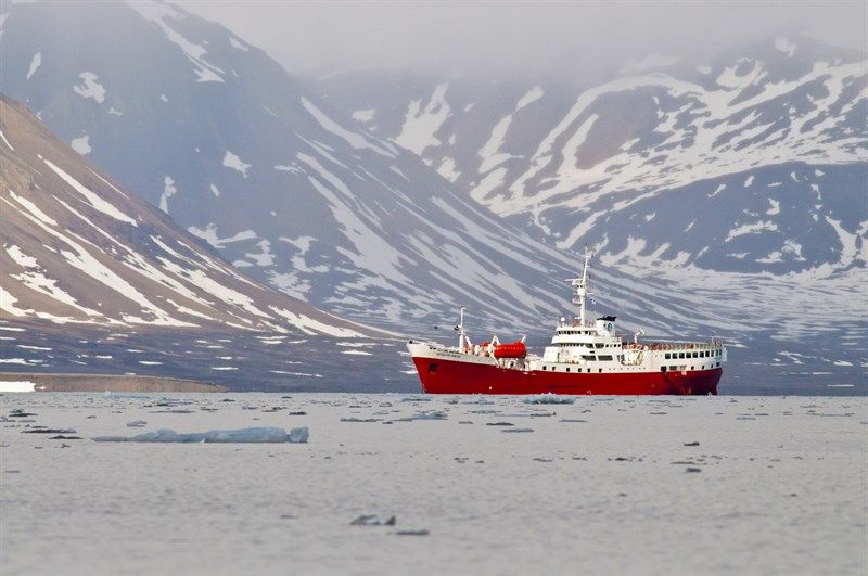Arctic Expedition Tourism Svalbard72c3 800X531pxpeter Prokoschgrid Arendal