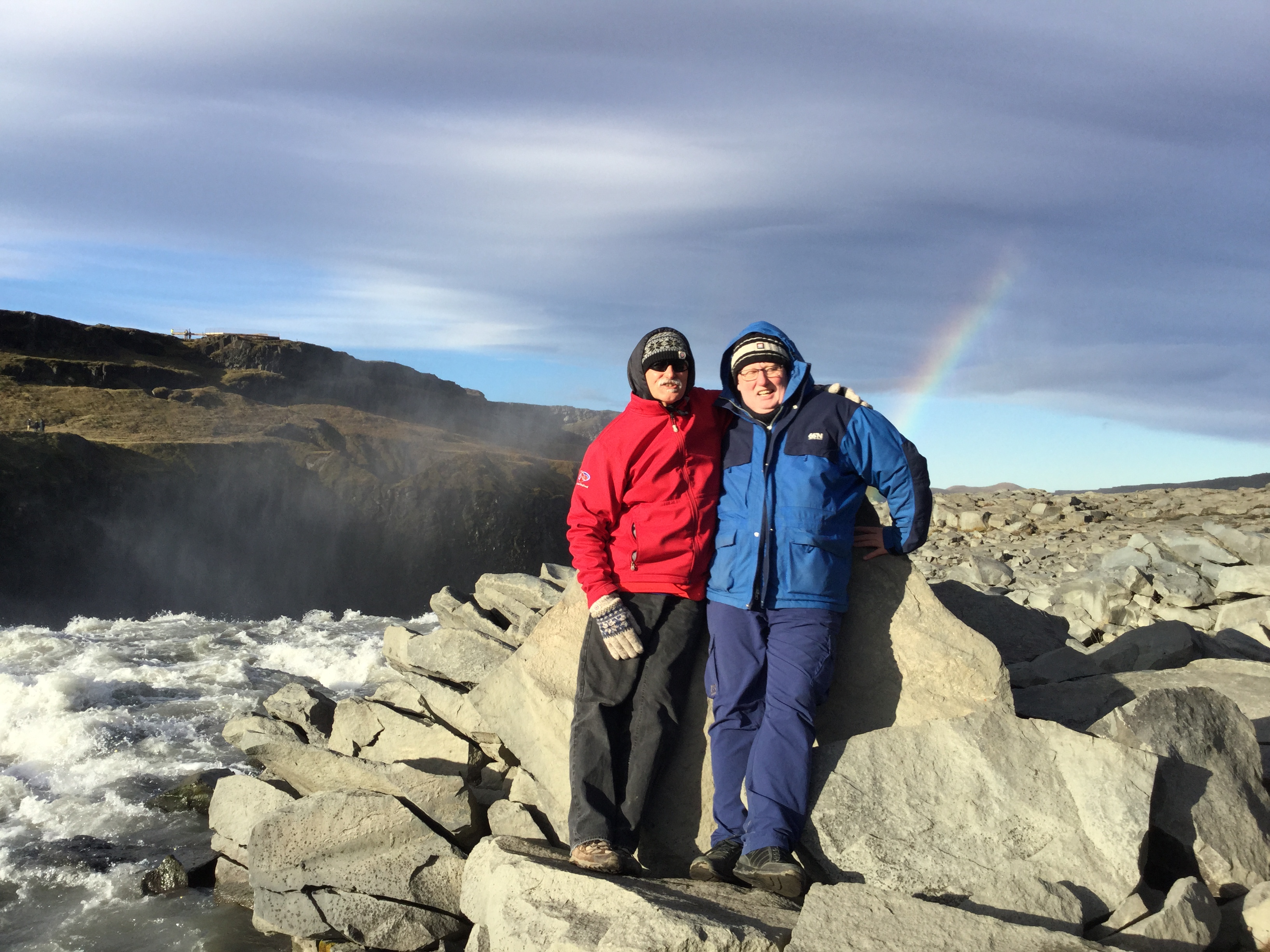 Professor Helgi Thor Thorarensen (the Norwegian College of Fishery Science, The Arctic University of Norway (UiT) and Professor Barry Costa-Pierce (University of New England)