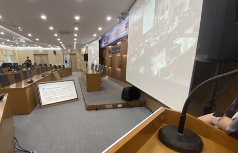 Preparing the presentation on site.