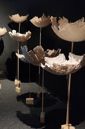 Maria Huhmarniemi, Illusion of a Forest. Installation, 2024.